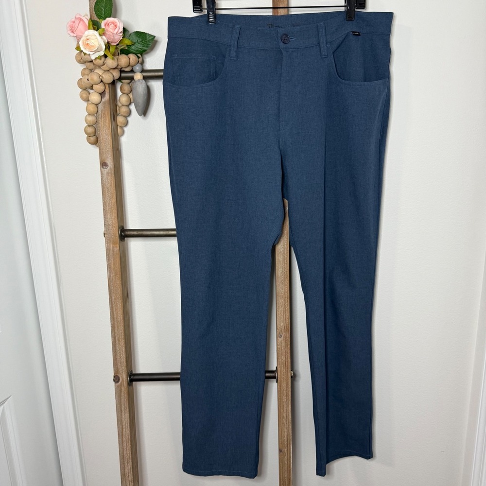 Travis Mathew Mens Blue Golf Dress Pants Size 35 - Picture 2 of 9